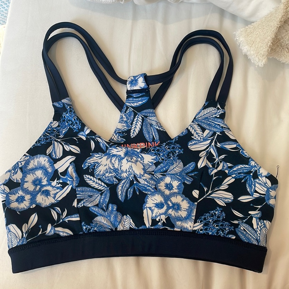 Sports bra